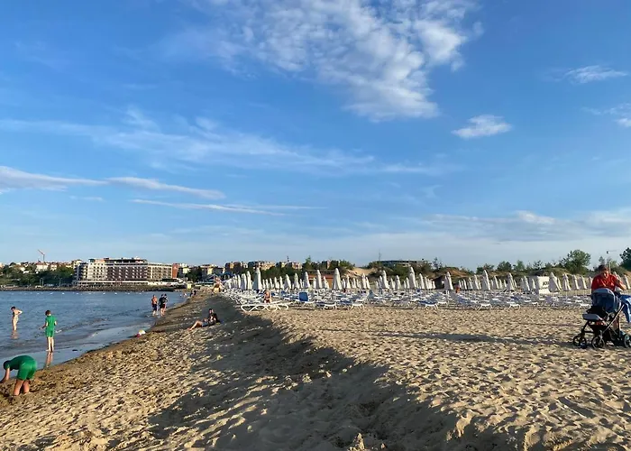 Paradiso 'в' 111 Large * Nesebar